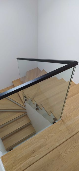 Balustrada na rotulach, cało szklana, nierdzewna