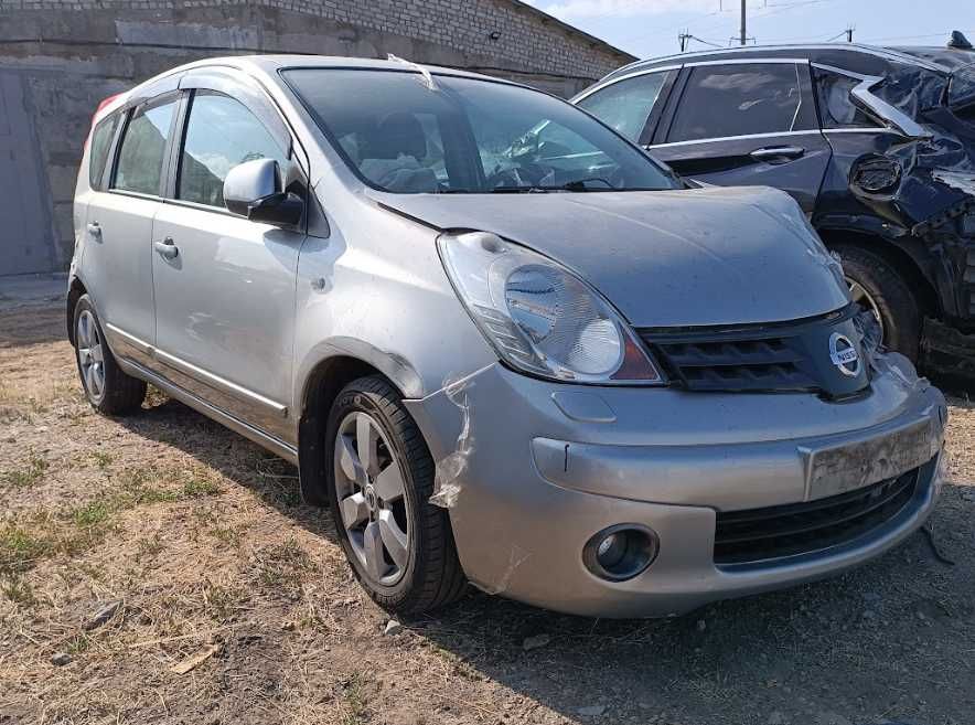 Кузов Nissan Note 2008 1.6 бенз Разборка Nissan Note