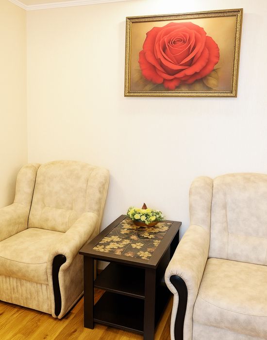 Здається 2-кімнатна квартира 17000 грн 
Хортицький район, на будь-який