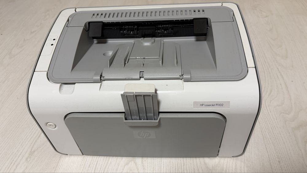 HP LaserJet P1102
