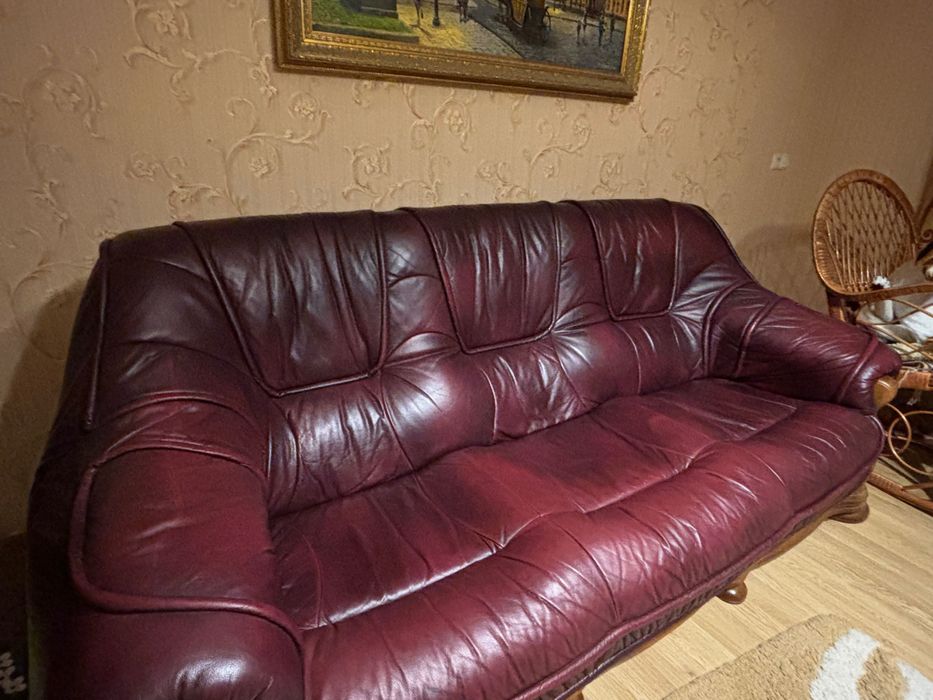 Диван шкіряний ,