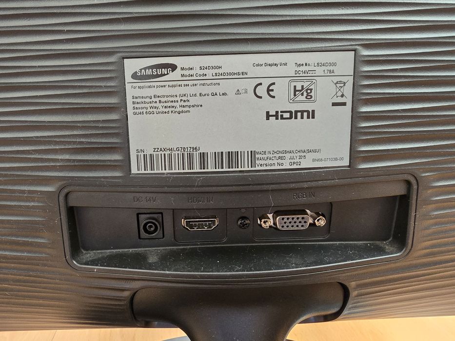 Monitor LED Samsung 24' S24D300H