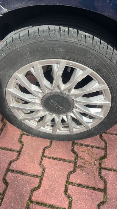 Fiat 500c 2019 capota estragada