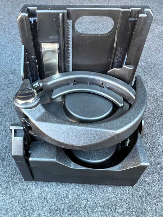 Підстаканник Mercedes W210