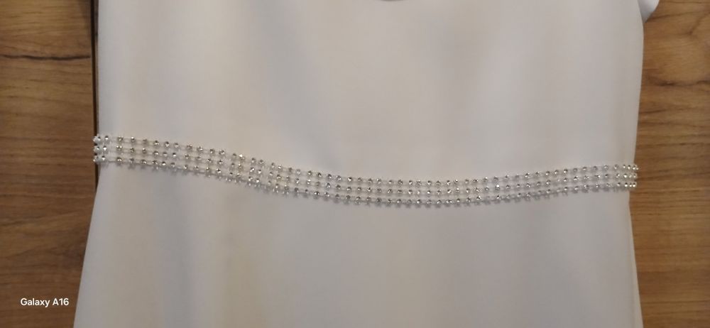 Alba komunijna z kołem.