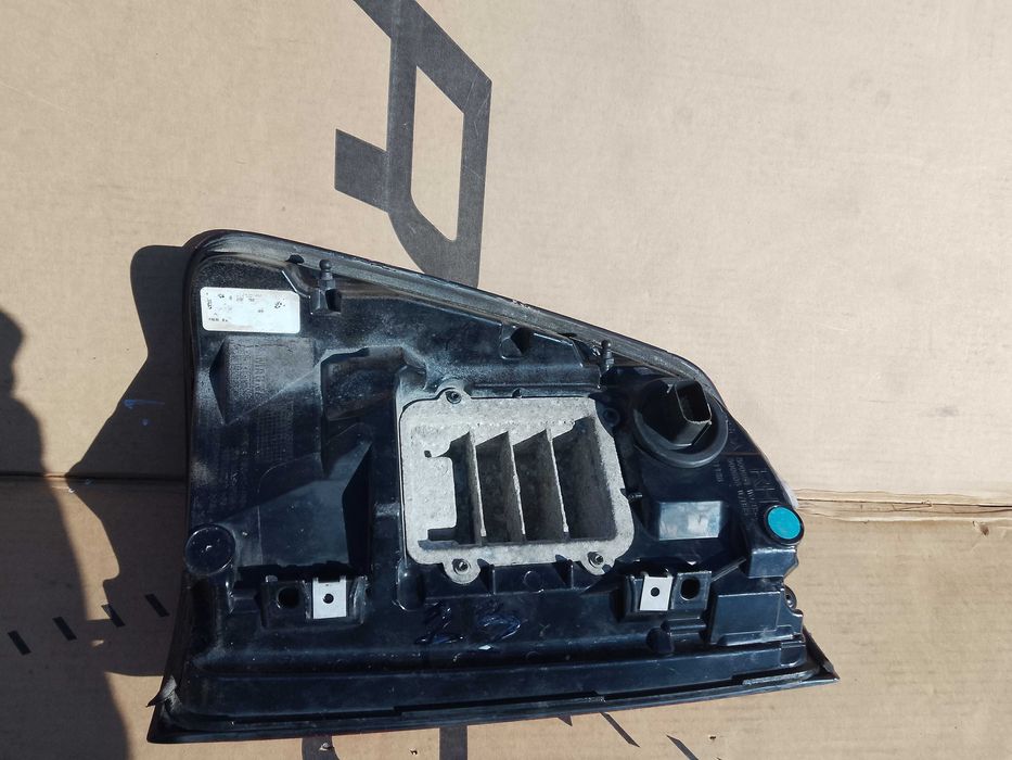 Lampa Tył Tylna Prawa Oryginalna Kpl. Dodge Ram V 1500 Limitde 21R