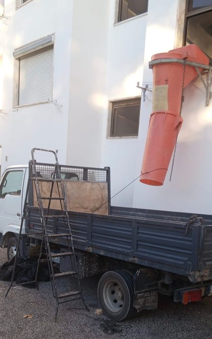 LOURES e ODIVELAS carrinhas e contentores p/recolha de entulho de obra