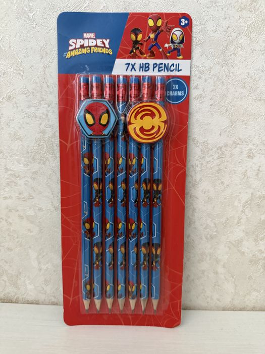 Набір простих олівців з гумкою людина- павук marvel