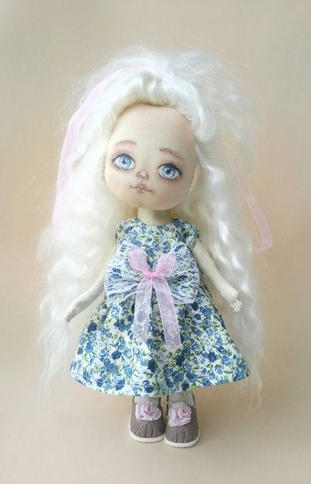 Кукла ручной работы. Кукла текстильная с длинными волосами.