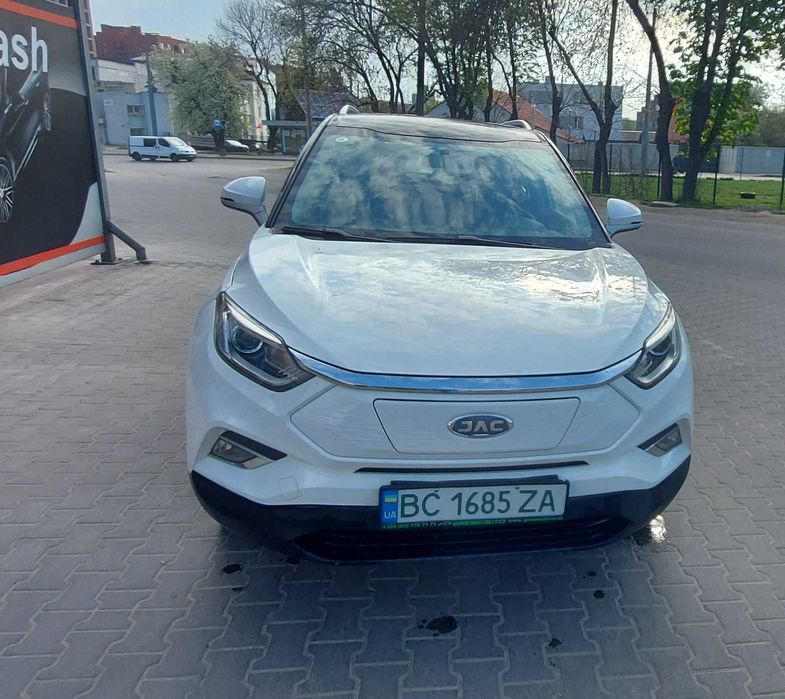 Продам машину JAC iEVS4 2019