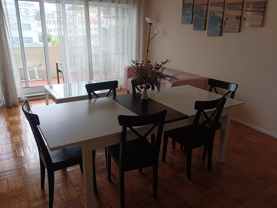 Aluguer de quarto com varanda