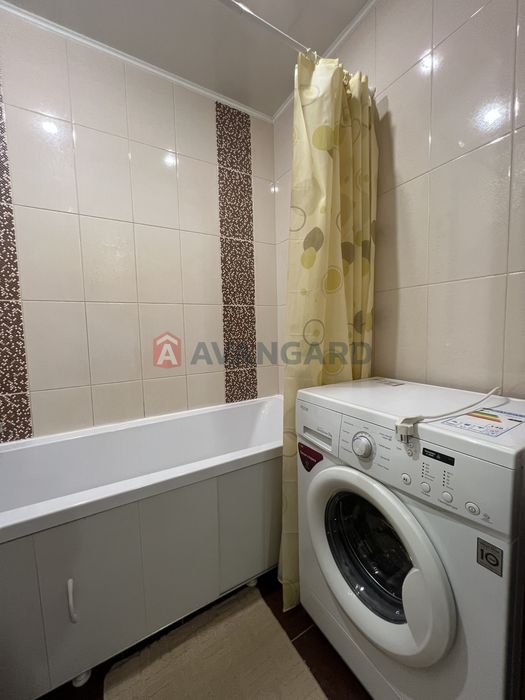 Продаеться 2 кім квартира