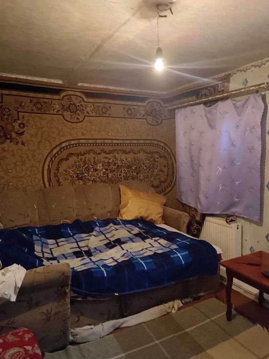 Продаю добротный дом в живописном р-не г Мерефа всё рядом