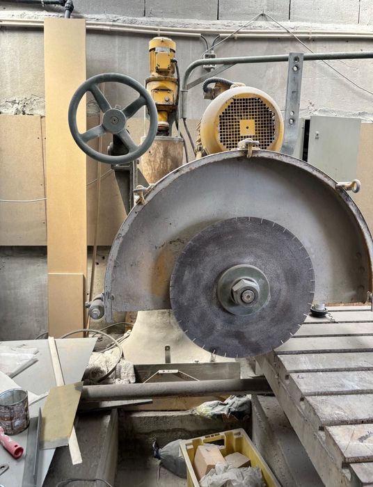 Máquina de Corte de Granito / Mármore – Semi-Automática