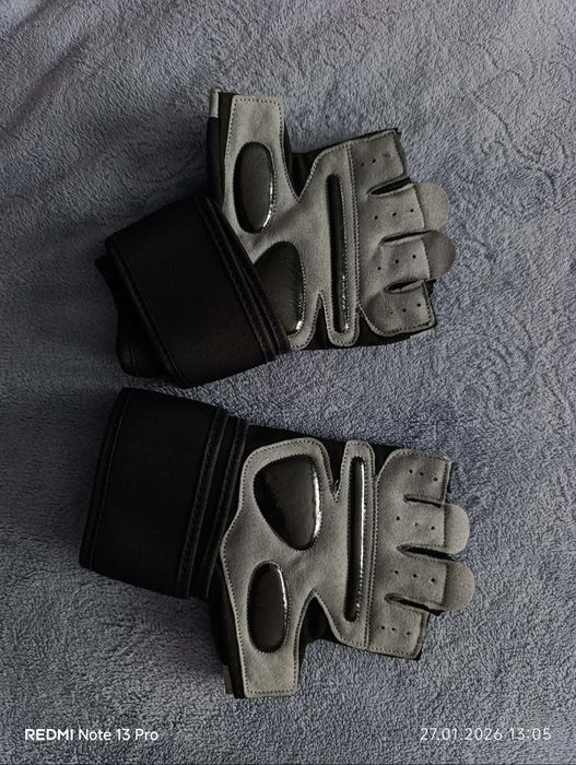 Навушники.рукавиці,розумна ручка та інше