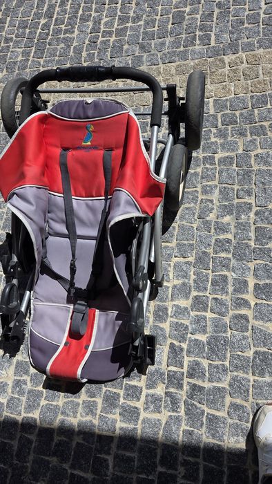 Carrinho de passeio Pierre Cardin