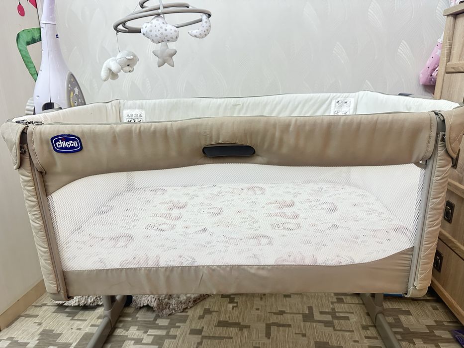Детская кроватка Chicco