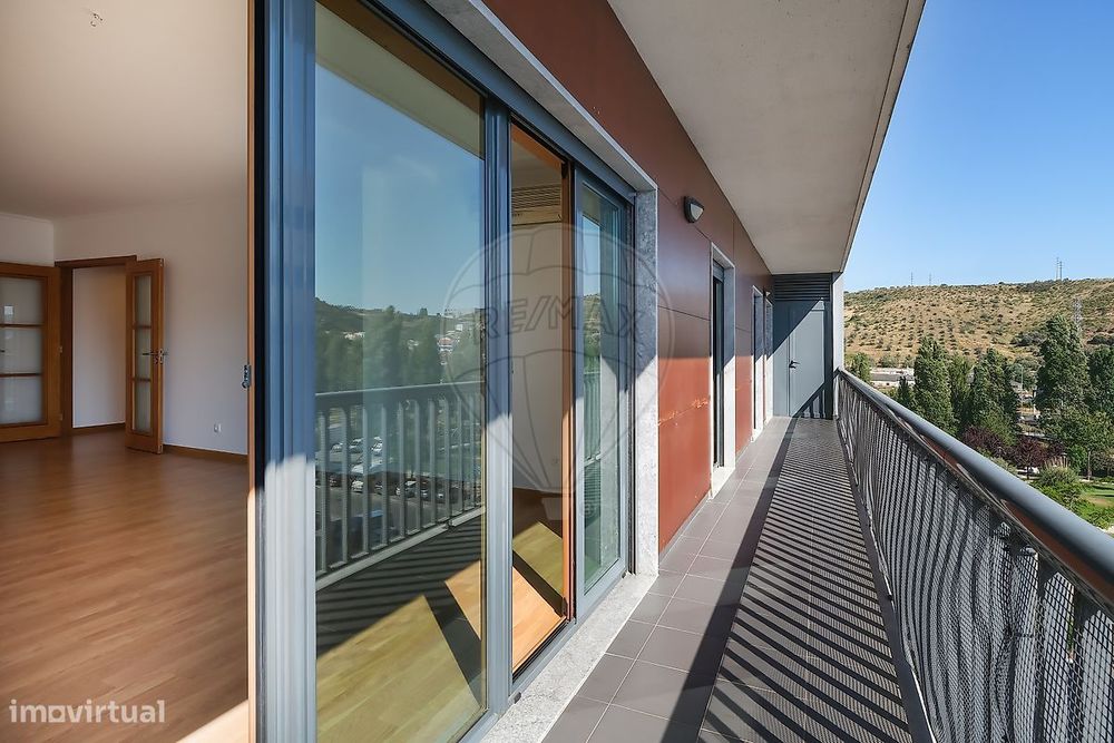 Apartamento T2 para arrendamento