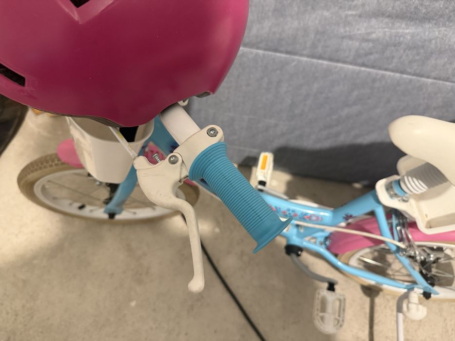 Vendo bicicleta criança -NOVA - menina