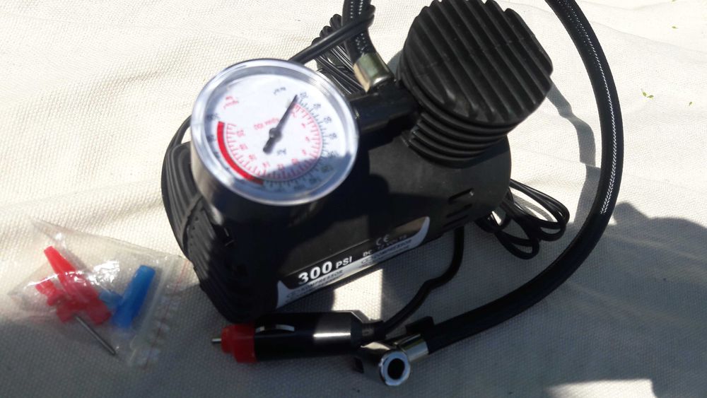 Мини Автокомпресор