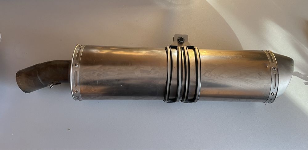 Вихлопна труба на мотоцикл Bmw