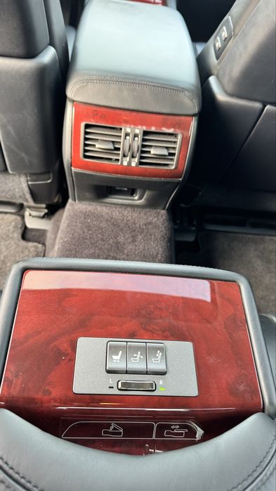 ОДИН ВЛАСНИК НЕФАРБОВАНИЙ Lexus Лексус LS 460 2010р 4,6 газ/бенз 8АКПП