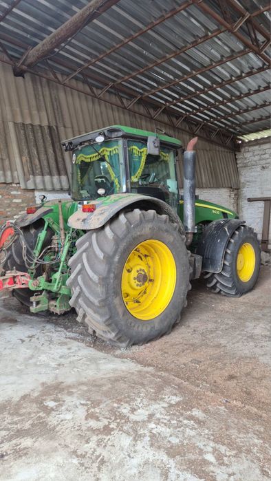 Трактор John Deere 8430