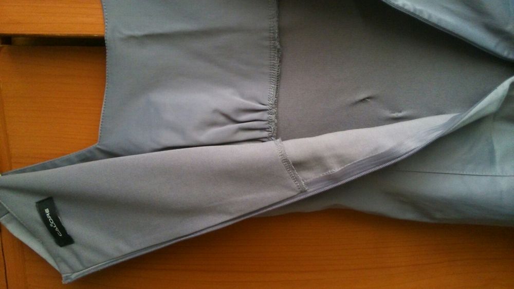 Сукня , платье футляр