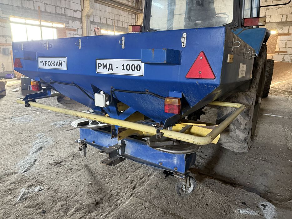 Розкидач Оріхівсільмаш Рмд-1000