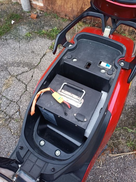 Оренда електроскутера/ електромопеда