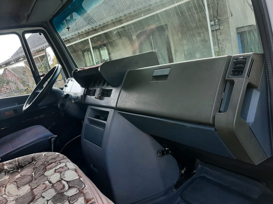 Продається мерседес варіо 815