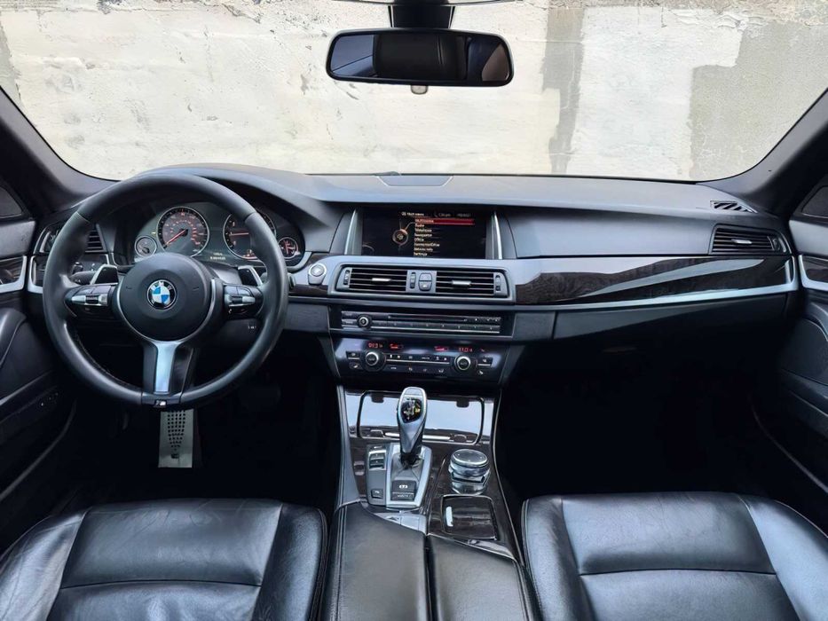 BMW 5 Series 528i      2016