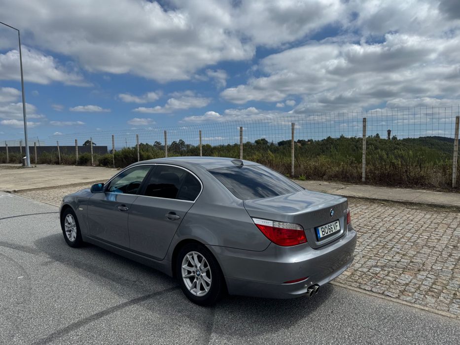 Estou a vender o meu carro BMW 530i