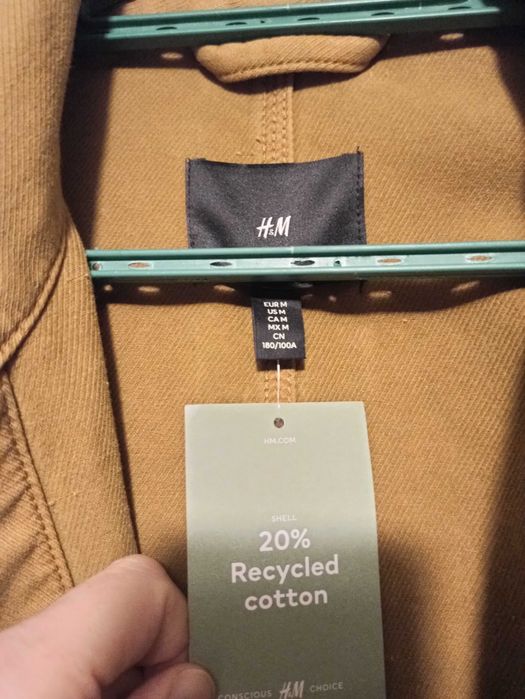 Джинсовая плотная куртка H&M р. М (укр.50-52), цвет песочный