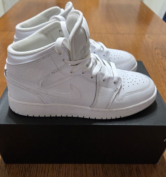 Nike AIR Jordan 1 MID