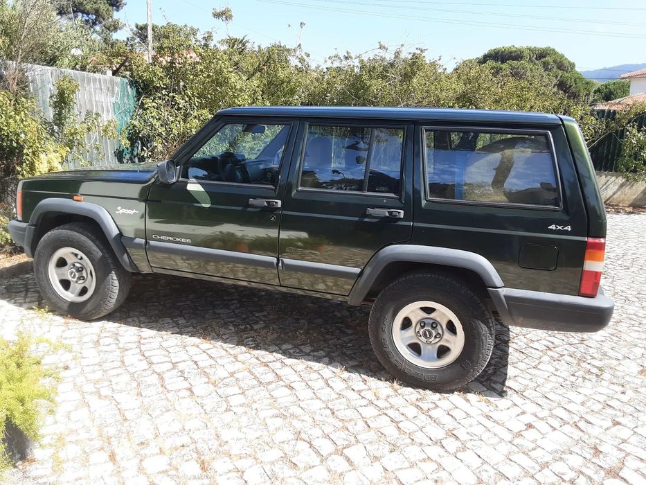 Jeep Cherokee 2.5 TD Sport
