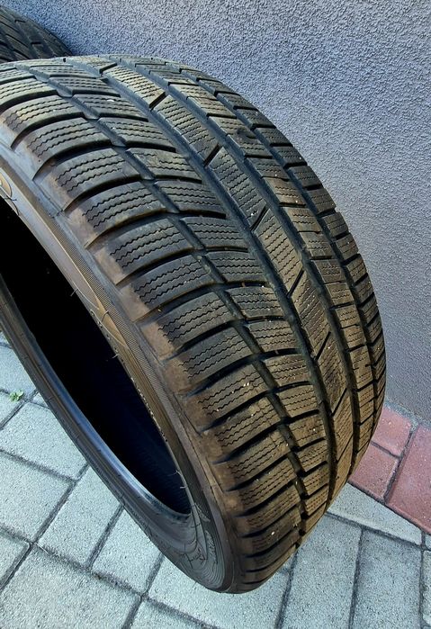 OPONY  TOYO  SNOWPROX 235/45/18 zimowe