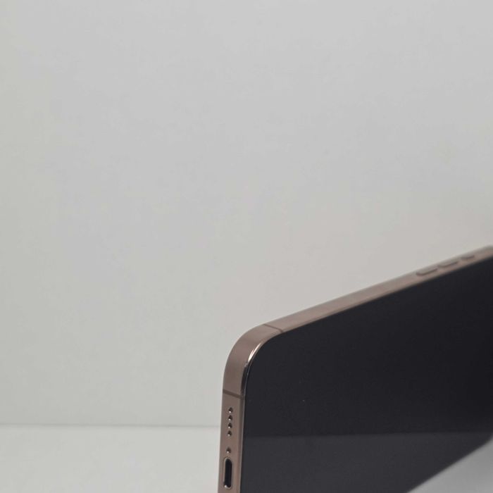 iPhone 16 Pro Max 256GB – Como Novo | Garantia | Financiamento