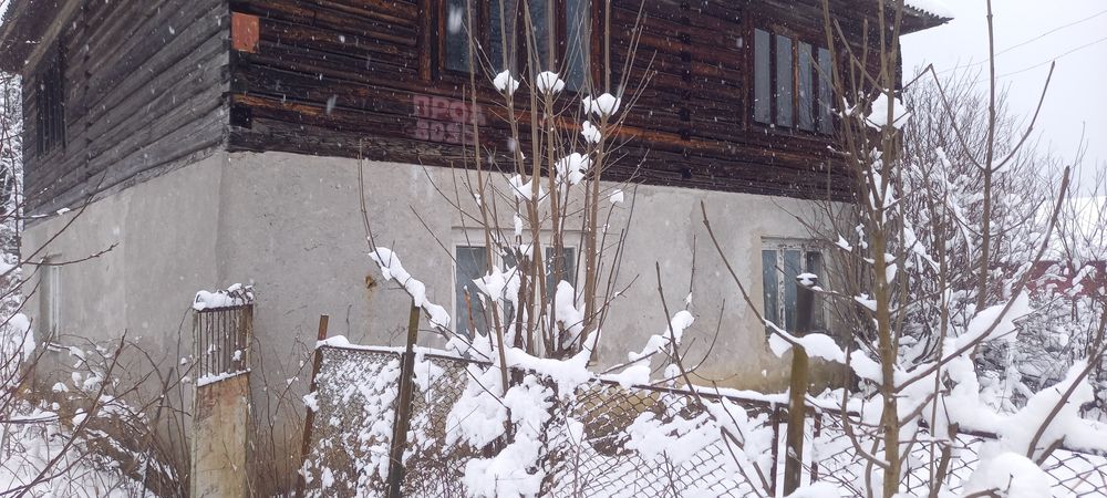 Продам будинок в смт. Жденієво. ОБМІН.