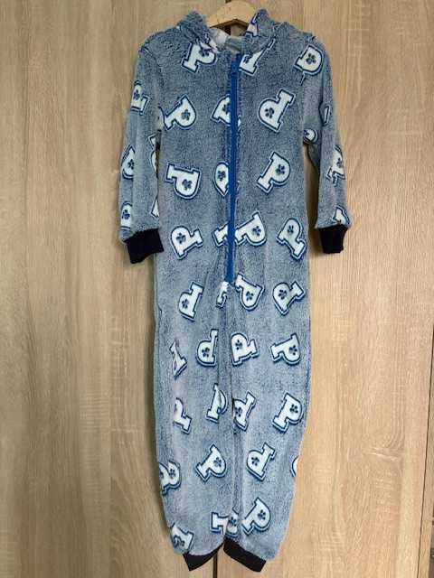 Kombinezon Psi Patrol, piżamka H&M i koszulka
