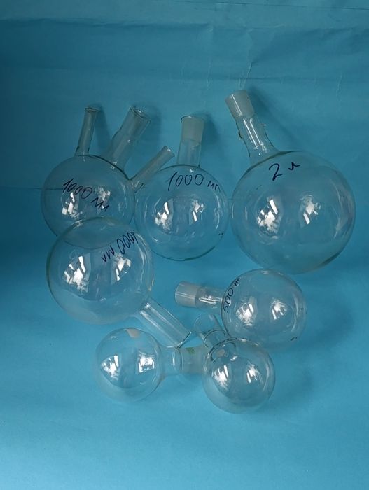 Лабораторная посуда.Колбы разные.