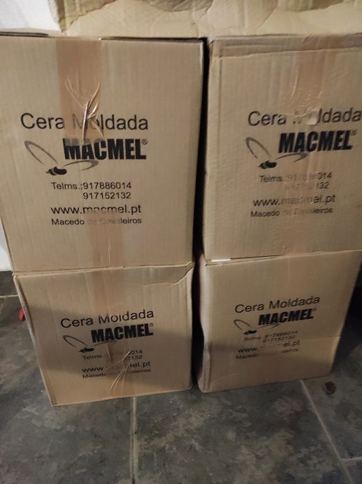 Cera moldada formato lusitana