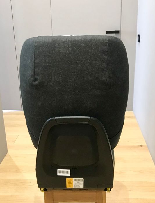 Автокресло Maxi-Cosi Pearl + база  ISOFIX 2WayFix