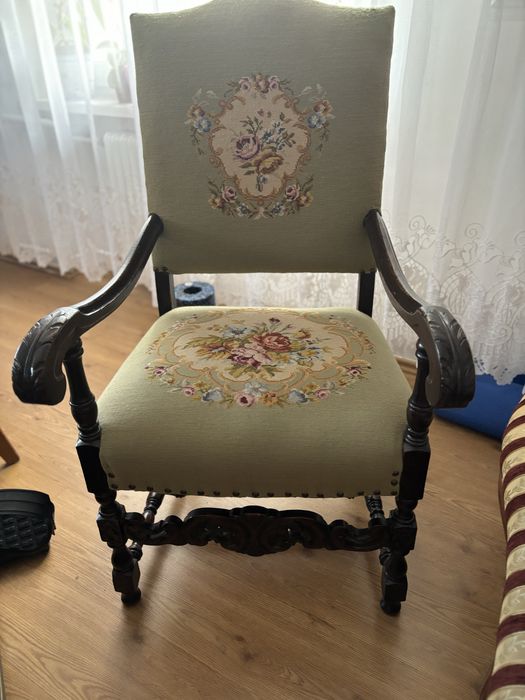 Fotel na sprężynach