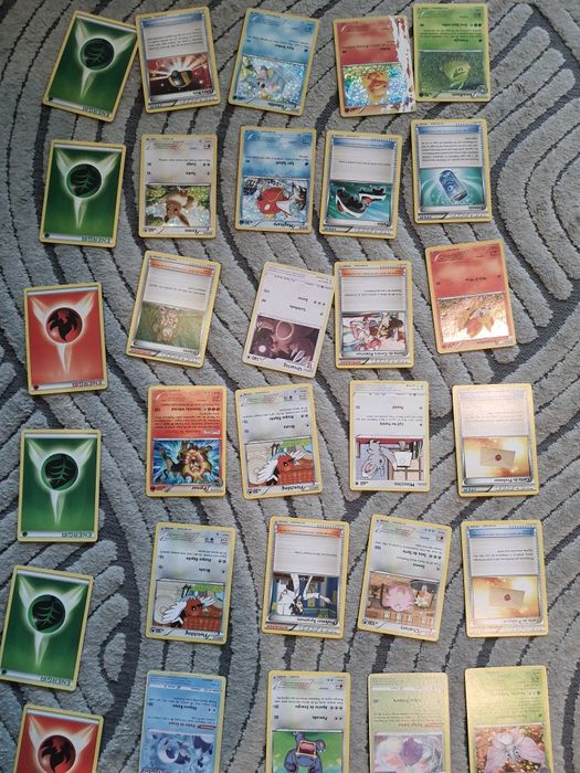 Cartas Pokémon diversas