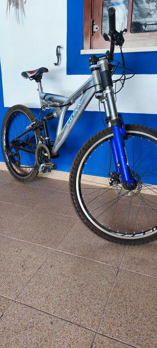 Moutain bike usada em bom estado
