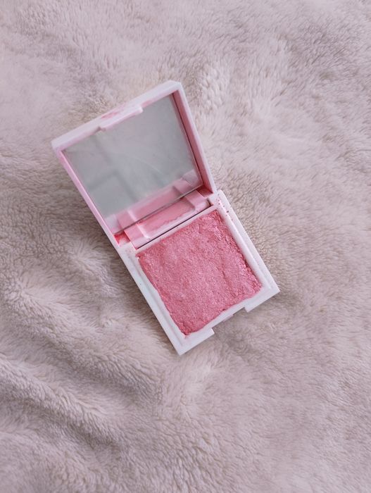 Róż Everybody London