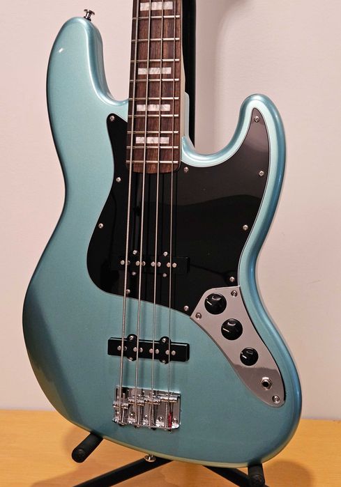 Baixo Squier Jazz Bass Affinity