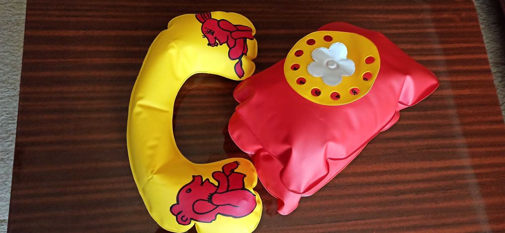 Игрушка телефон надувной детский