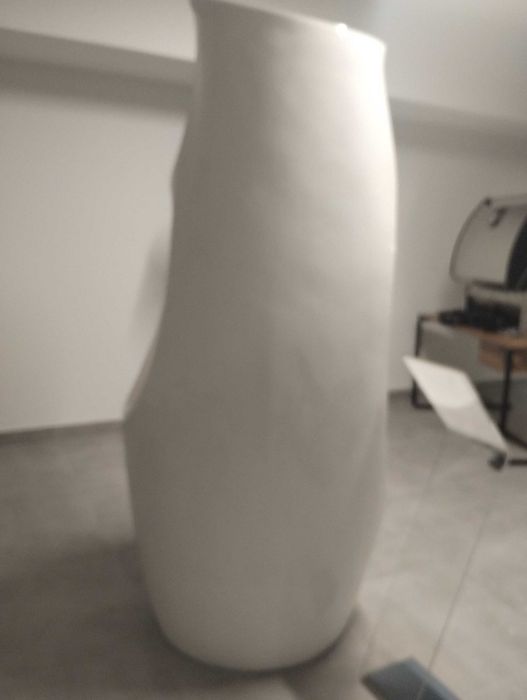 Fotel/Doniczka - Akryl biały sprzedam!!!